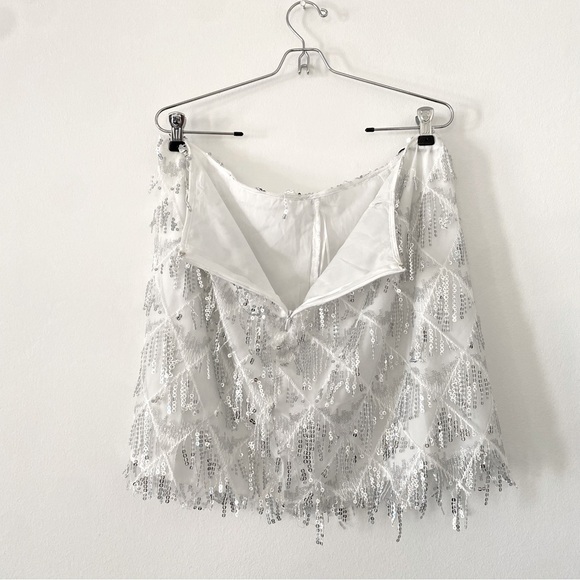 Showpo. Khrizza white silver sequin diamond mesh party/ costume mini skirt 14 - Picture 7 of 12
